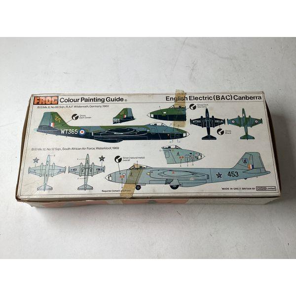 Frog English Electric Canberra B(I) Mk.6/B(I) Mk.8 - 1/72 Scale Model Aircraft