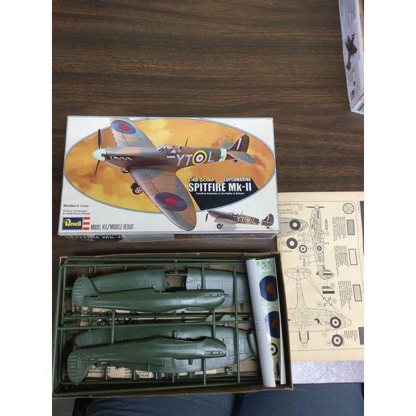 Revell Supermarine Spitfire MK-II, 1/48 Scale, Unassembled Model Kit