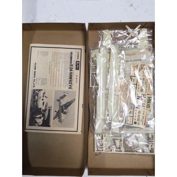 Bachmann - Fujimi Grumman E-2A Hawkeye - 1/72 Scale, U.S. Navy Early-Warning Carrier Craft