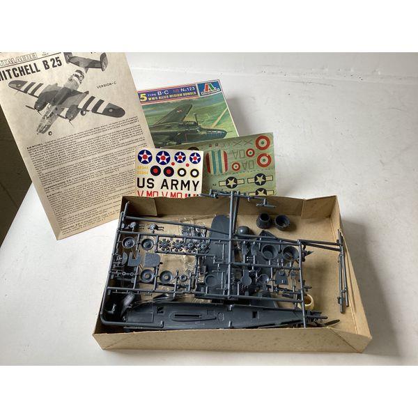 Italeri Mitchell B-25 - Type B-C 1/72 Scale Model Kit, WWII Allied Medium Bomber