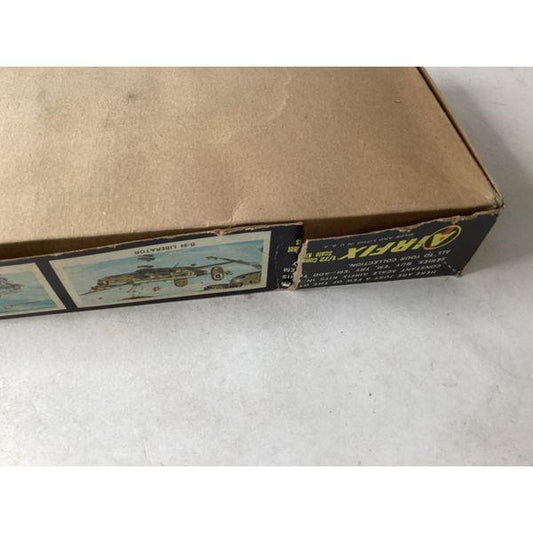 Airfix Short Stirling 1/72 Constant Scale Kit - Vintage Model Kit