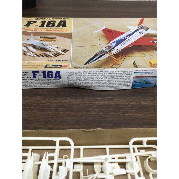 Revell General Dynamics F-16A - 1/72 Scale, Fighter, Model Kit