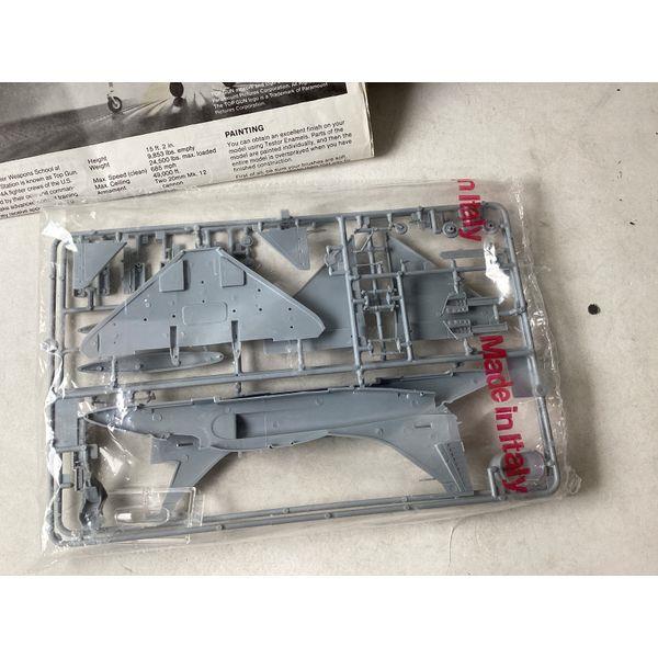 Testors A-4 Aggressor, 1/72 Scale Model Kit - Top Gun Movie Tie-In