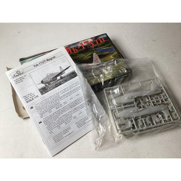 Amodel Yak-17UTI Magnet - 1/72 Scale