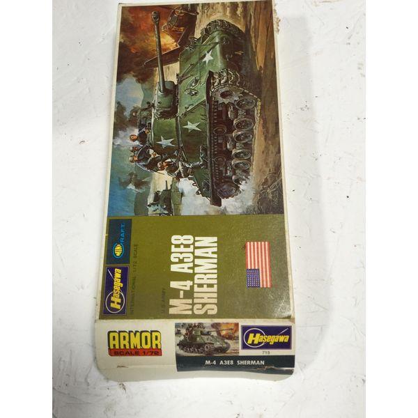 Hasegawa M-4 A3E8 Sherman - 1/72 Scale, Armor Model Kit, Unassembled