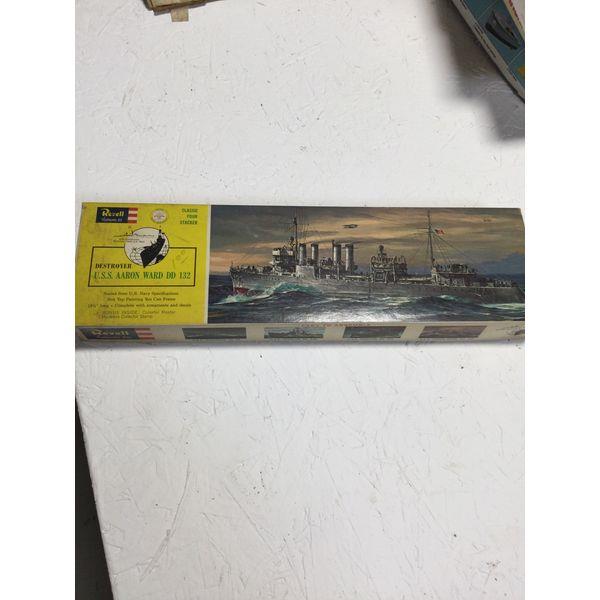 Revell U.S.S. Aaron Ward DD 132 - Vintage Model Kit