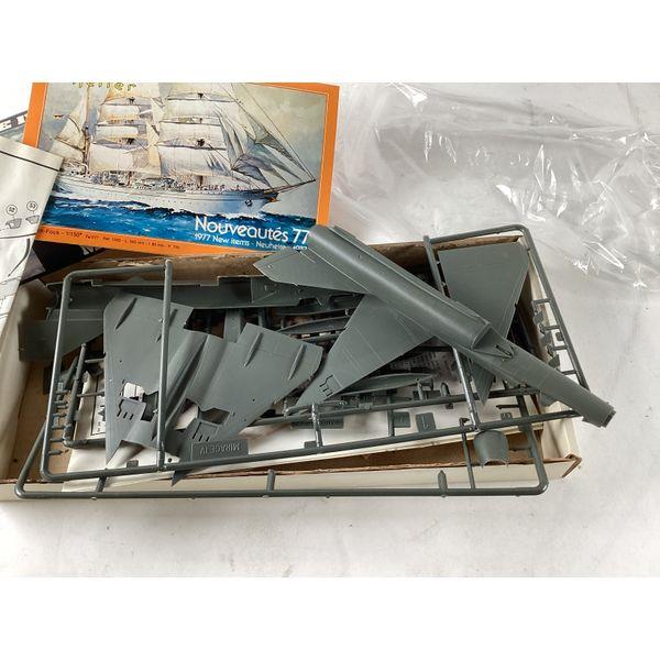 Heller Mirage IVA, 1/72 AMD Model Kit