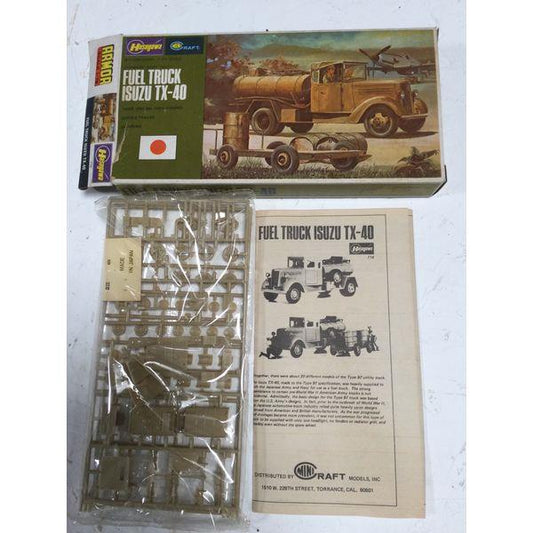 Hasegawa Fuel Truck Isuzu TX-40 - 1/72 Scale, Japanese Army Navy, Service Trailer, Crew Figures
