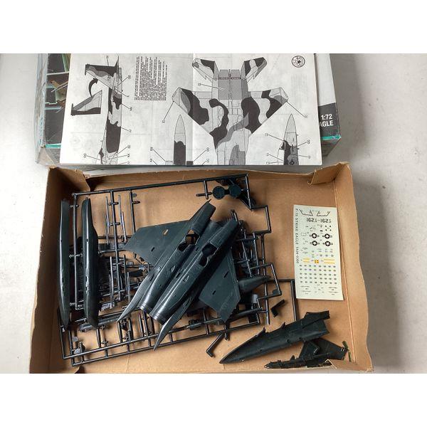 Monogram F-15 Strike Eagle, 1:72 Scale, Skill Level 2, 72 Pieces