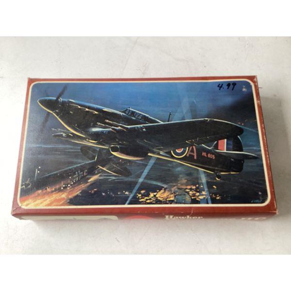 Hawker Hurricane VC 1/72 Scale Model Kit - Vintage