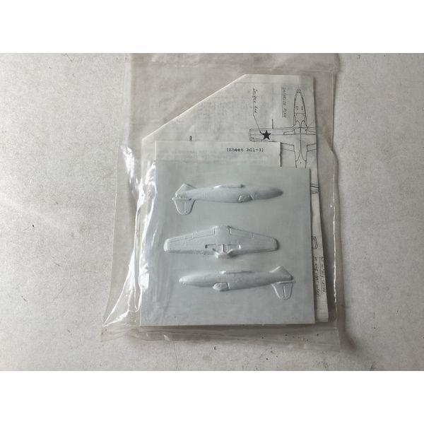 Contrail CHOWITHROW BI-1 1:72 Scale Model Kit - Unassembled Aircraft