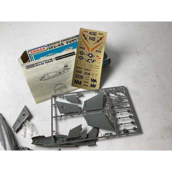 Emhar North American FJ-4B Fury - 1:72 Scale Model Kit
