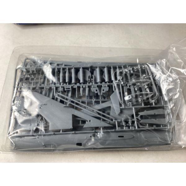 OEZ Model Su-7BMK, Indie - Vintage Airplane Kit